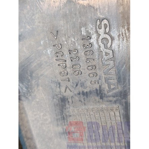 Крыло переднее Scania P340 058944 DC12 заднее LH с деф. (748)-1