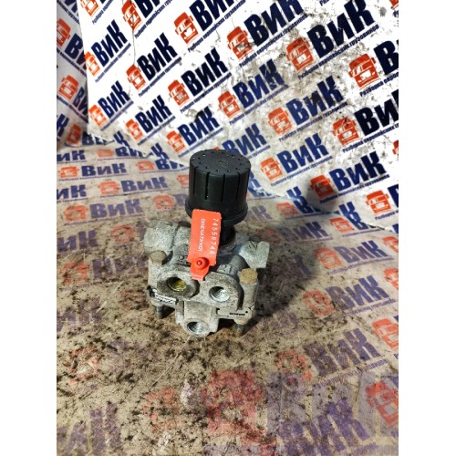 Кран ускорительный Scania P340 058944 DC12 Wabco (746)