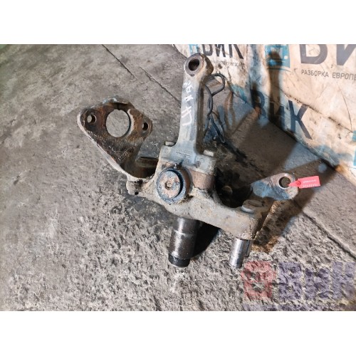 Цапфа (кулак поворотный) Scania P340 058944 DC12 LH (704)-1