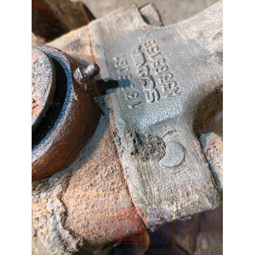 Цапфа (кулак поворотный) Scania P340 058944 DC12 LH (704)-3