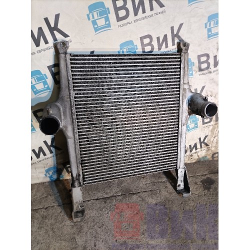 Интеркулер Iveco Stralis 380549 Cursor-10 BEHR с деф. (014)-1