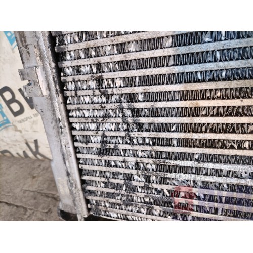 Интеркулер Iveco Stralis 380549 Cursor-10 BEHR с деф. (014)-9