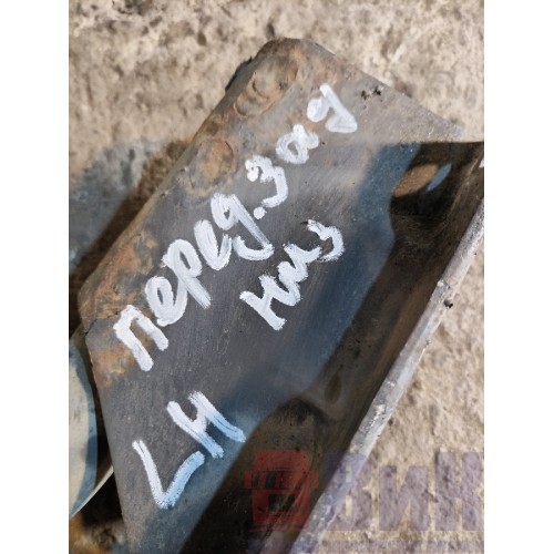 Кронштейн переднего крыла Iveco Stralis 380549 нижний LH деф. (653)-4