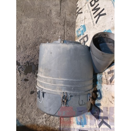 Корпус воздушного фильтра Iveco Stralis 380549 с деф. (559)-10