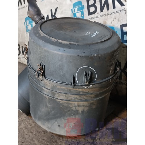 Корпус воздушного фильтра Iveco Stralis 380549 с деф. (559)-3