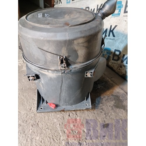 Корпус воздушного фильтра Iveco Stralis 380549 с деф. (559)-7