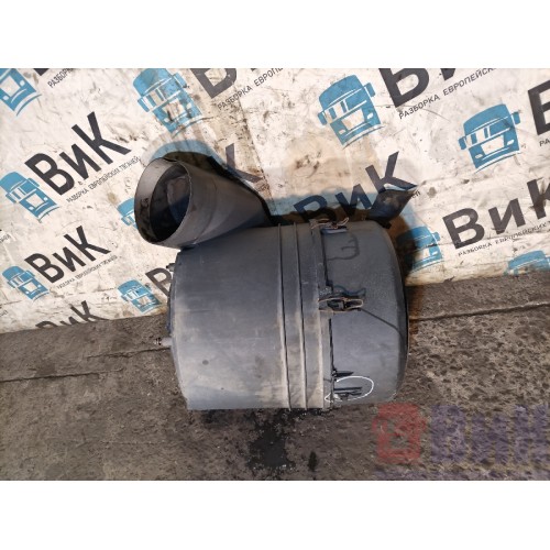 Корпус воздушного фильтра Iveco Stralis 380549 с деф. (559)-5