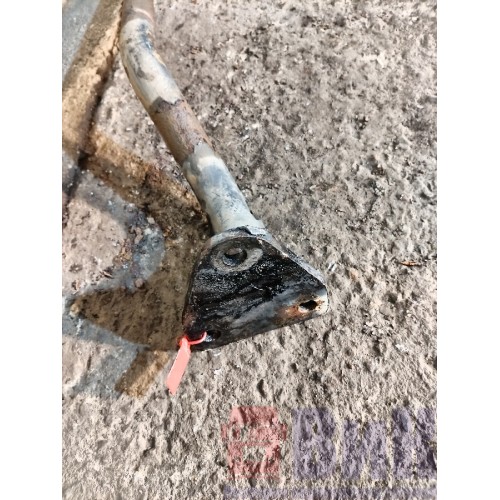 Кронштейн полукрыла (труба) Iveco Stralis 380549 RH деф. (642)-4