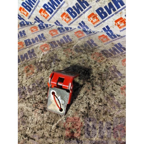 Петля инструментального ящика DAF 105 015999 LH (514)-1