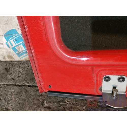 Крышка инструментального ящика DAF 105 015999 RH с деф. (531)-2