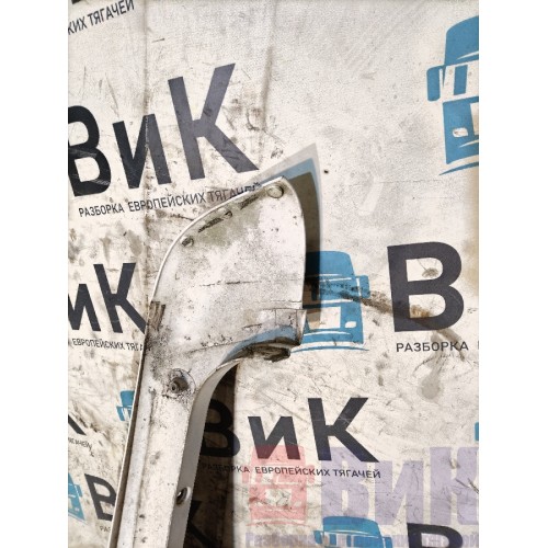 Накладка внешняя (наружняя) на лобовое стекло MAN TGA у.к. н.к. деф. RH (536)-6
