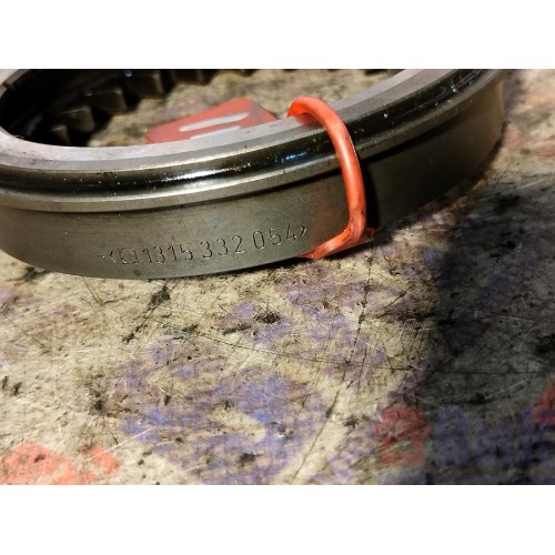 Кольцо синхронизатора Iveco Stralis 380549 ZF (489)-2