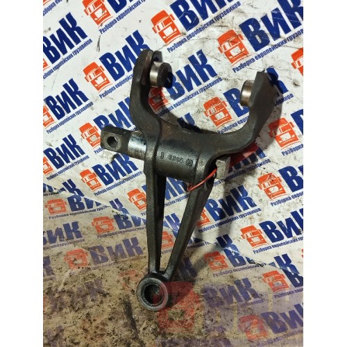 Вилка сцепления Iveco Stralis 380549 ZF (483)-2