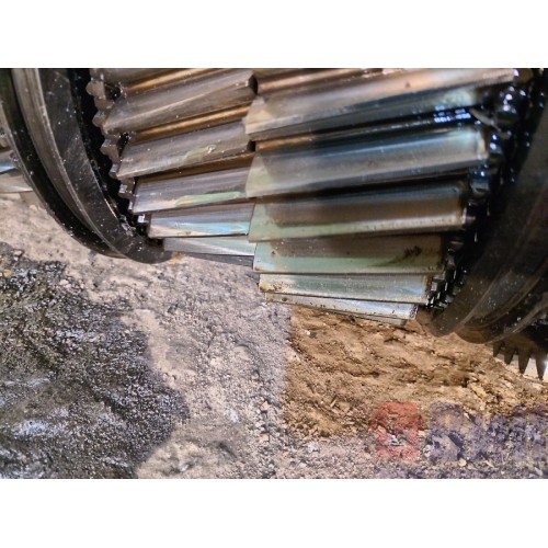 Вторичный вал КПП Iveco Stralis 380549 ZF (461)-9