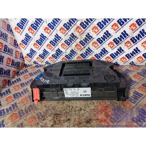 Панель приборов Iveco stralis 240542 деф. (468)-2