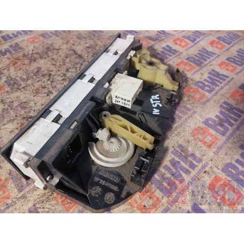 Блок управления климат-контролем Iveco stralis 240542 (556)-3