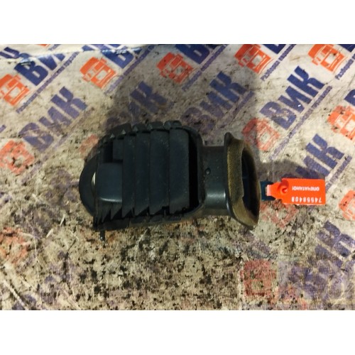 Дефлектор салона Scania Cr19 037773 RH (408)-3