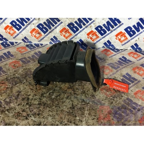 Дефлектор салона Scania Cr19 037773 RH (408)