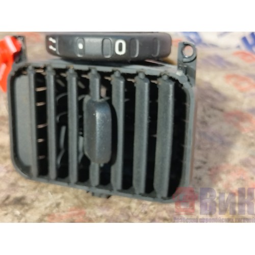 Дефлектор салона Scania Cr19 037773 RH (405)-2