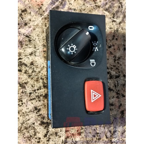 Блок света и аварийки Scania Cr19 037773 (565)