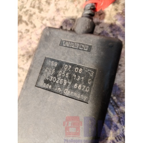 Пульт управления подвеской Scania Cr19 037773 (508)-3