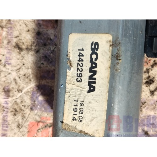 Моторчик стеклоподъемника Scania Cr19 037773 RH (370)-3