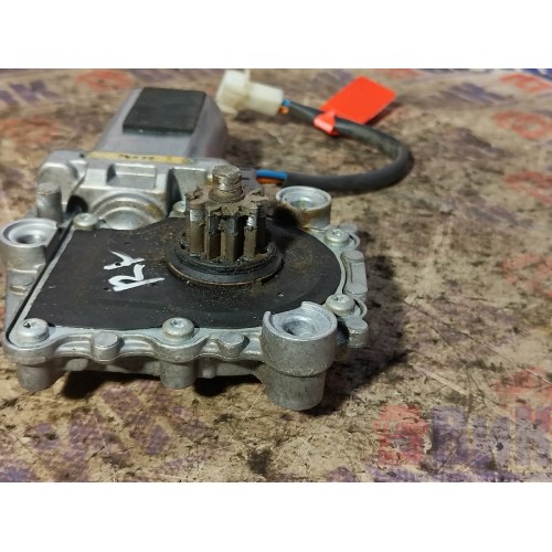 Моторчик стеклоподъемника Scania Cr19 037773 RH (370)-6