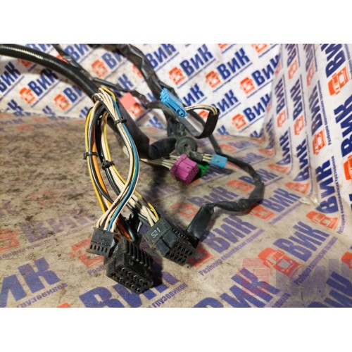 Проводка двери Scania Cr19 037773 LH (371)-2