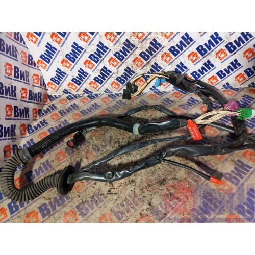 Проводка двери Scania Cr19 037773 RH (373)-5