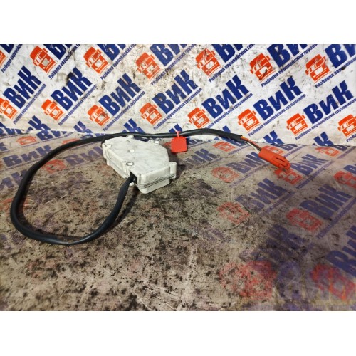 Доводчик замка двери Scania Cr19 037773 LH (363)-1