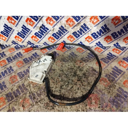 Доводчик замка двери Scania Cr19 037773 LH (363)