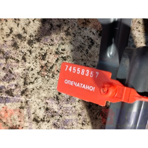 Петля инструментального ящика Scania Cr19 037773 LH (357)-1