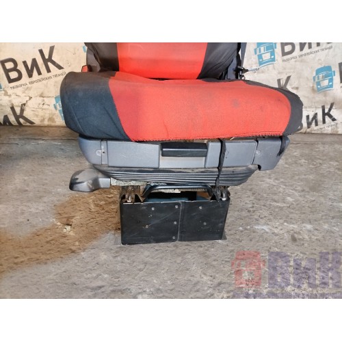 Сиденье водительское Scania Cr19 037773 пневмо (359)-2