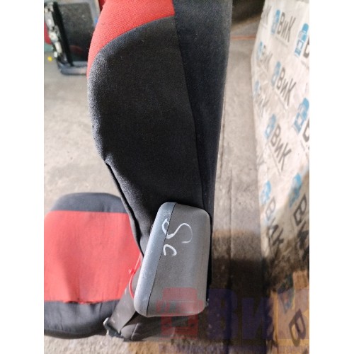 Сиденье водительское Scania Cr19 037773 пневмо (359)-6