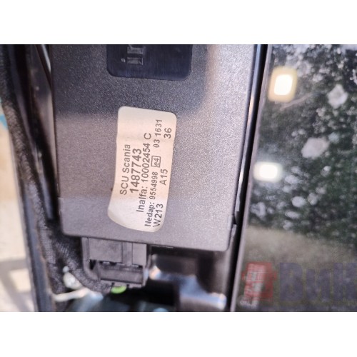 Люк электрический Scania Cr19 037773 (582)-4