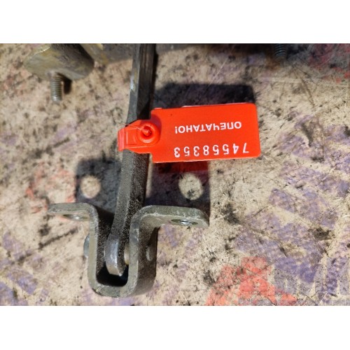 Ограничитель двери Scania Cr19 037773 LH (353)-3