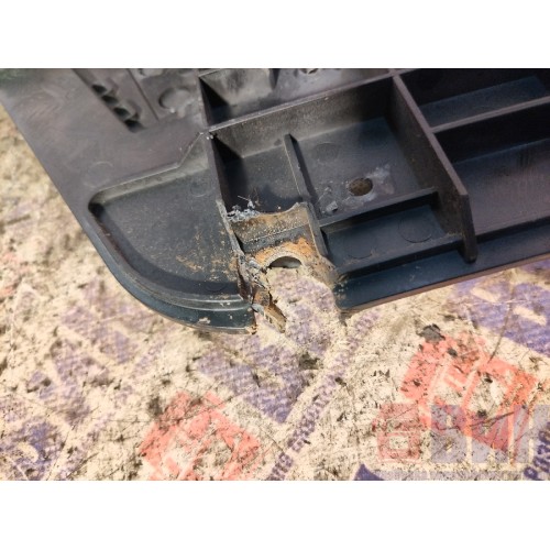 Кронштейн проводки кабины Scania Cr19 037773 деф. (341)-2