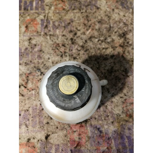 Бачок сцепления Scania Cr19 037773 (587)-4