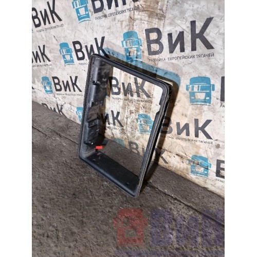 Рамка крышки инструментальной ящика Scania Cr19 037773 LH (344)