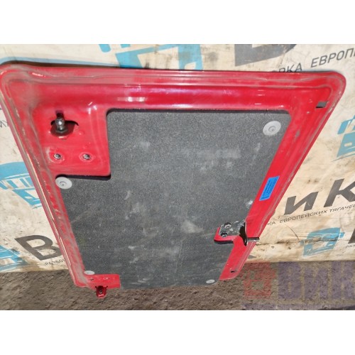 Крышка инструментального ящика Scania Cr19 037773 без петель деф.(590)-4