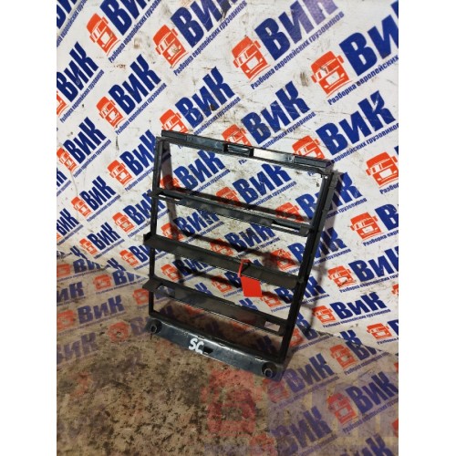 Пластик салона (рамка) Scania Cr19 037773 деф. (339)-1