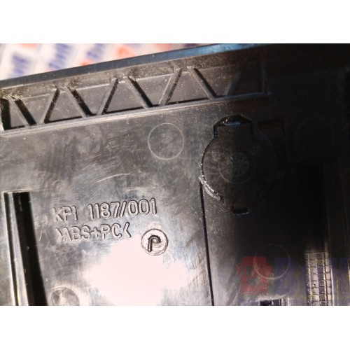 Пепельница Scania Cr19 037773 (594)-5