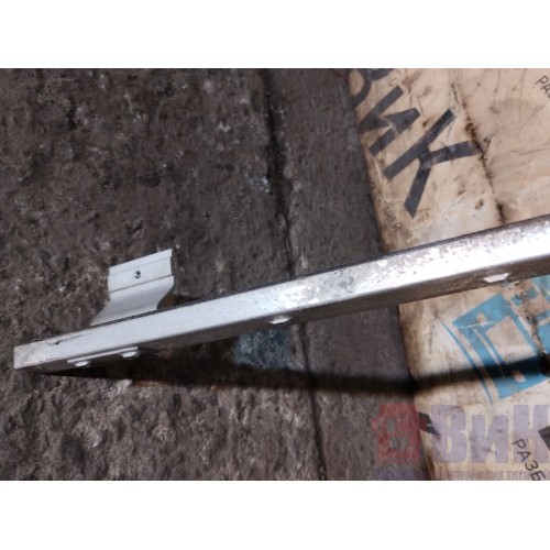 Рамка стекла двери Scania Cr19 037773 RH (321)-3