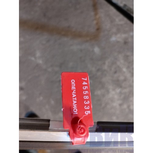 Рамка стекла двери Scania Cr19 037773 LH (335)-2