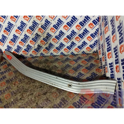 Накладка порога Scania Cr19 037773 LH алюм. (329)