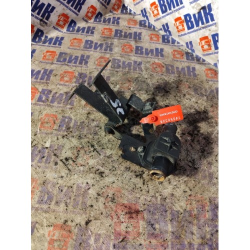 Кран отопителя Scania Cr19 037773 в сборе с кронштейном (326)