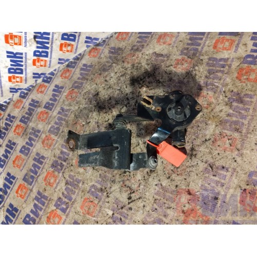 Кран отопителя Scania Cr19 037773 в сборе с кронштейном (326)-5