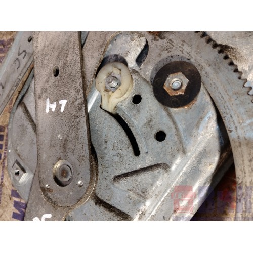 Механизм стеклоподъемника Scania Cr19 037773 LH (325)-2