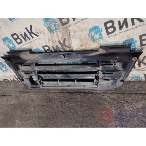 Решетка радиатора DAF 85 CF 532175 (173)-1