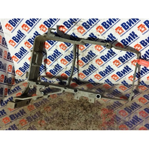 Кронштейн фары DAF 85 CF 532175 LH (252)